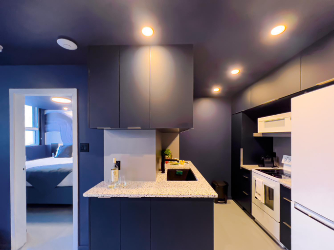 Dining Room 17