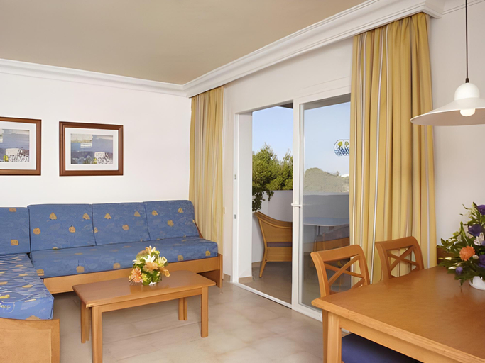 Public Area 3, Inturotel Cala Azul, Baleares