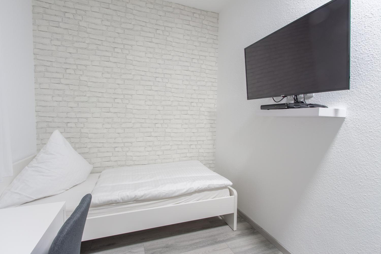 Bedroom 2, Hotel Billard Center Weywiesen, Bottrop