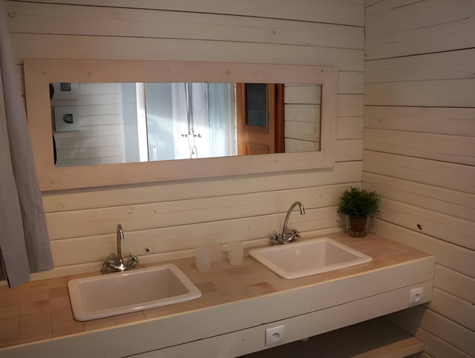 Bathroom 3, Quaint Chalet, Bernister, Liège