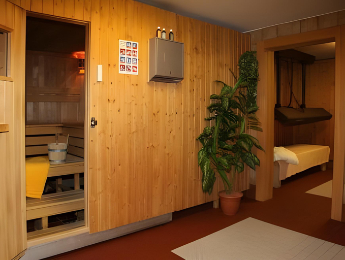 Bedroom 3, Hotel Gesser Sillian, Lienz