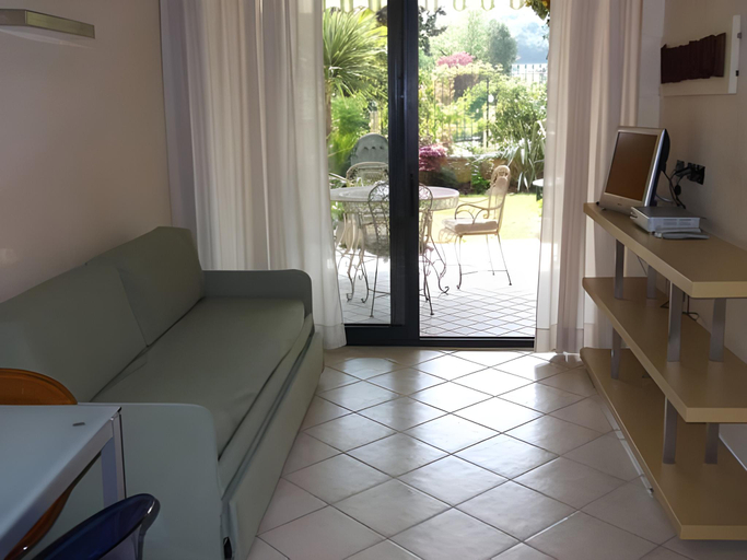 Public Area 4, Le Terrazze Sul Lago, Brescia