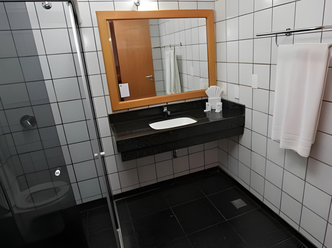 Bathroom 3, Porto d'Aldeia Hotel by Castelo Itaipava, Fortaleza