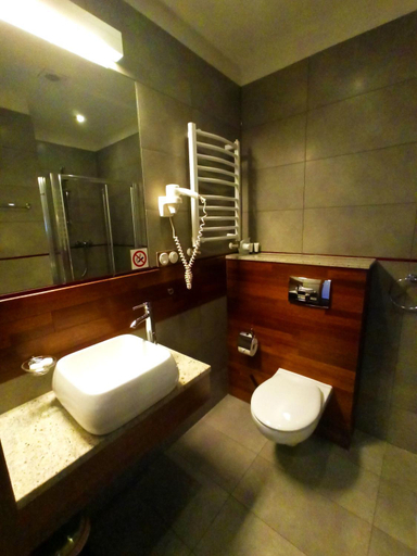 Bathroom 4, Hotel Modus, Mikołów