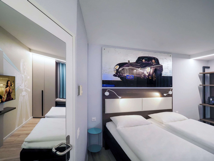 Bedroom 17