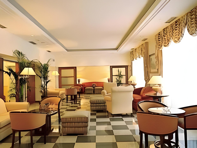 Public Area 2, Hotel Metropole, Lisbon