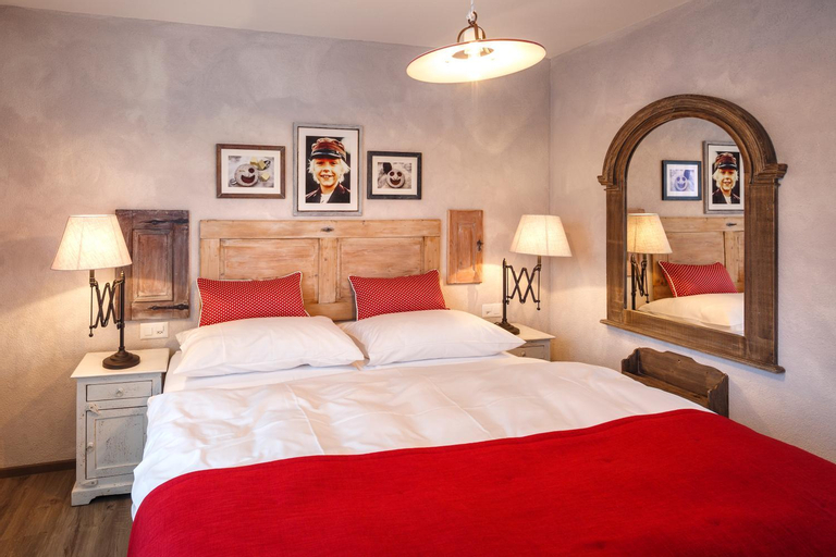 Bedroom 8