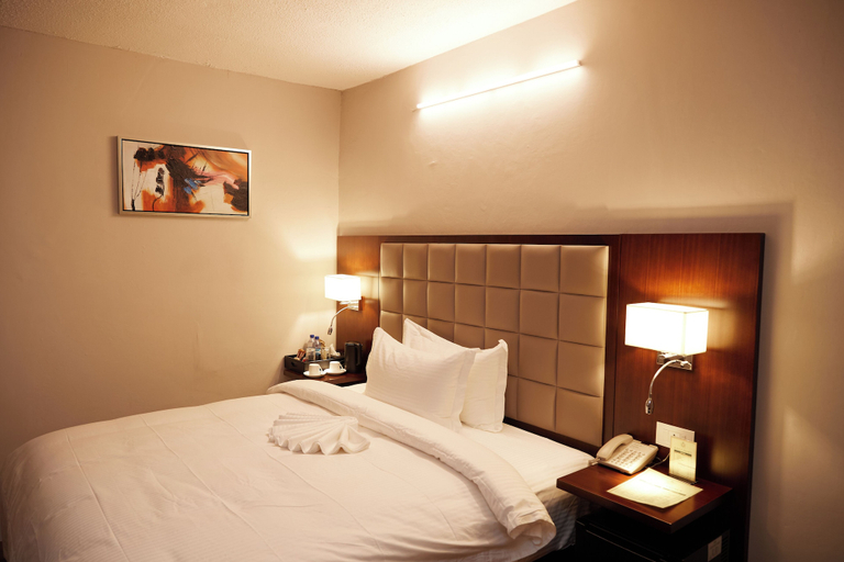 Bedroom 4, Hotel King's Palace, Lubumbashi