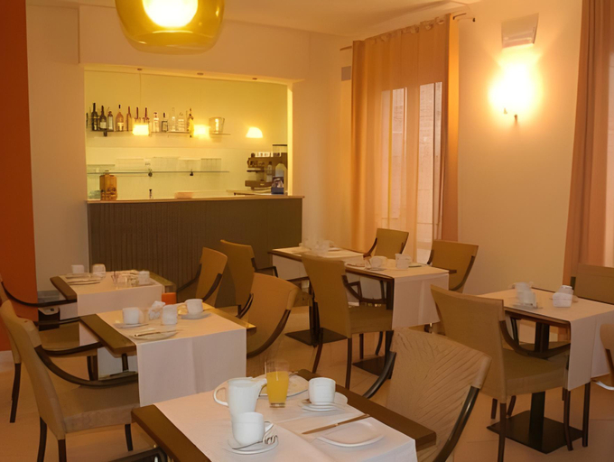 Food & Drinks 5, Hotel Insula, Trapani