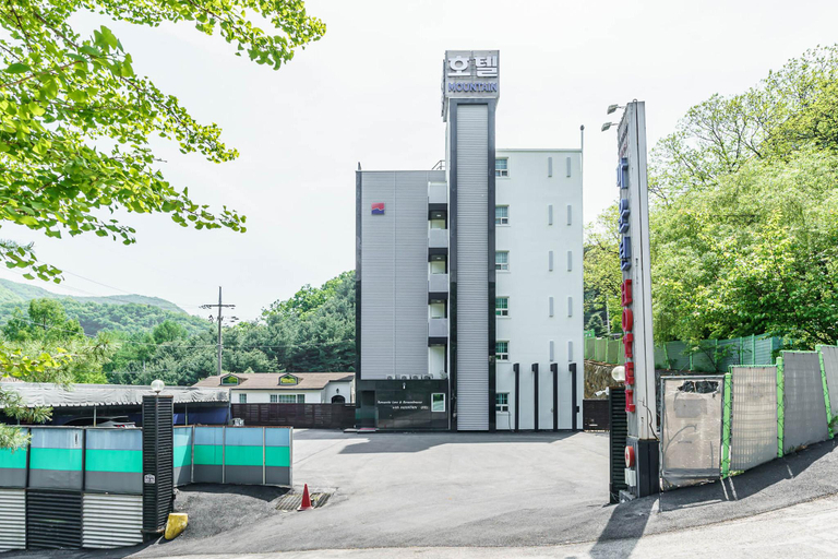 Exterior view 3, Yangju Mountain, Yangju