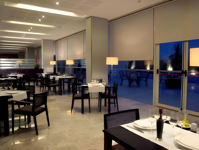 Food & Drinks 5, Xon's Valencia, Valencia