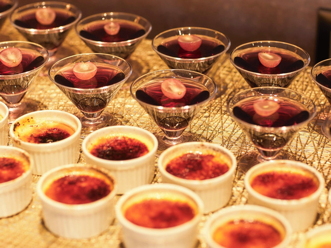 Food & Drinks 14