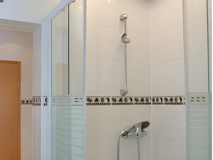 Bathroom 3, Gästehaus Matthias, Dresden
