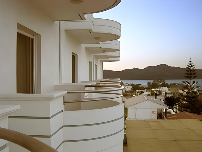 Others 5, Dore Hotel, Crete