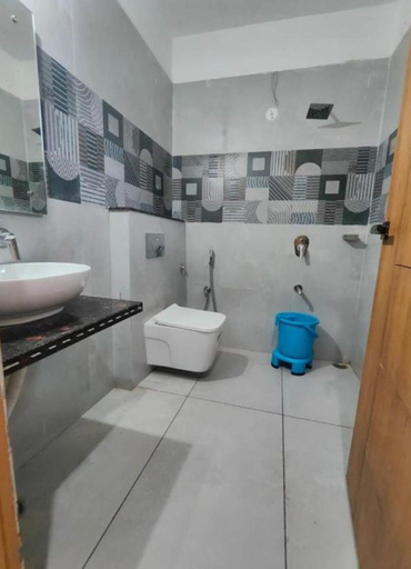 Bathroom, Goroomgo Hotel Nain Karan Uttarkashi, Uttarkashi