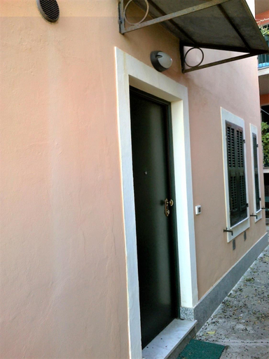 Exterior & Views 1, La Palma vacanze in riva al mare, Imperia