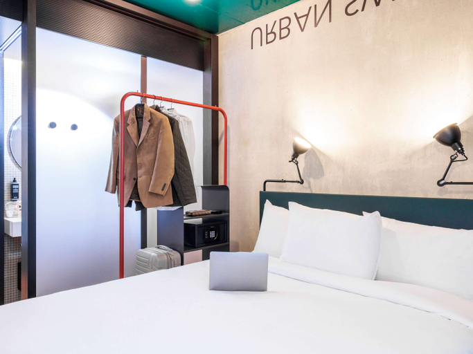 Bedroom 3, ibis Styles Bern City, Bern