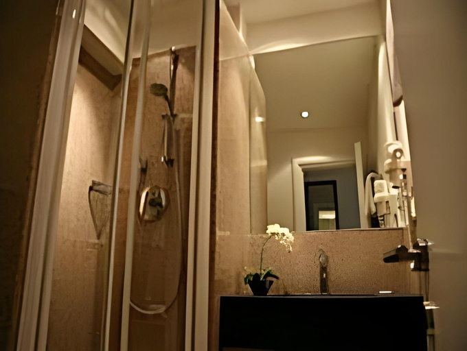 Bathroom 4, Hotel Santis, München