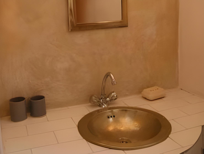 Bathroom 5, Dar Nafoura-Mogador, Essaouira