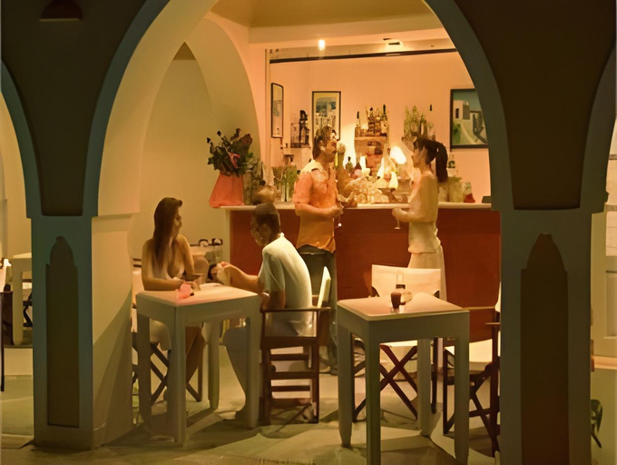 Food & Drinks 5, Belvedere, South Aegean