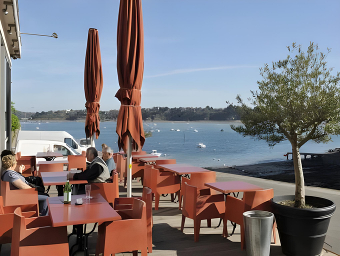 Food & Drinks 5, Hotel de la Vallee, Ille-et-Vilaine