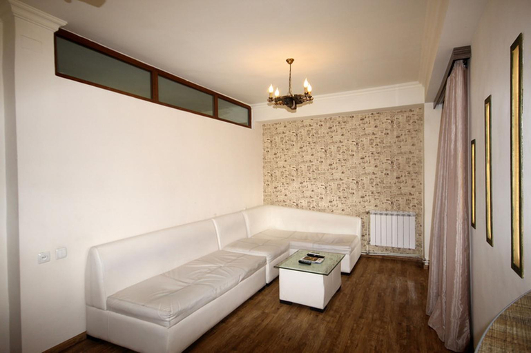 Others 5, Rent Inn Yerevan on Saryan Street, Yerevan