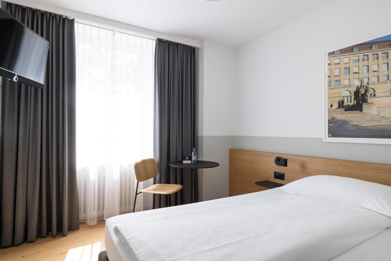 Bedroom 19