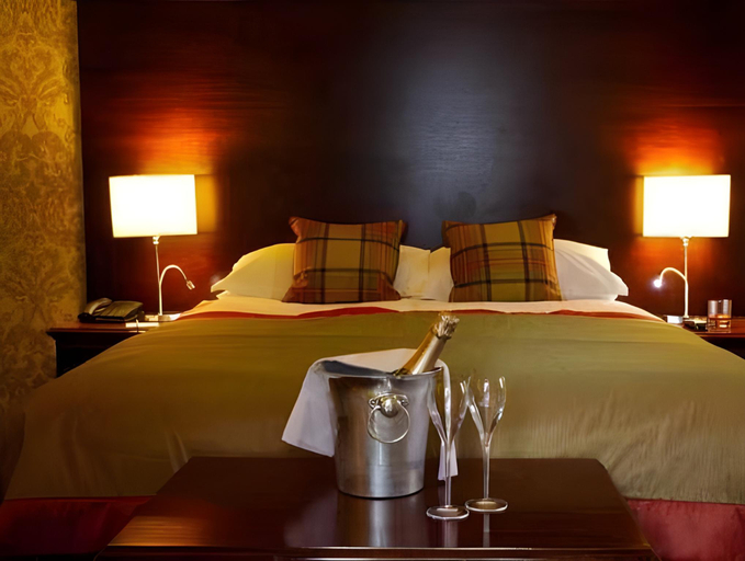 Bedroom 3, The Tontine Hotel, Scottish Borders