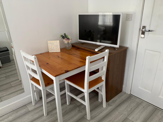 Others 3, Dream Ensuite Rooms, Birmingham