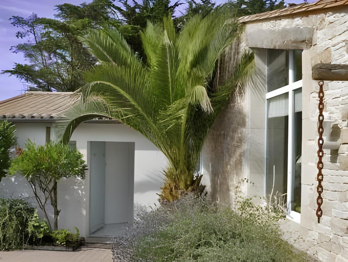 Exterior & Views 1, Hotel Restaurant & Spa Plaisir, Charente-Maritime
