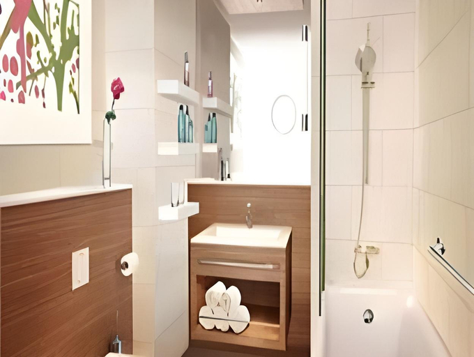 Bathroom 4, Elite Hotel Esplanade, Malmö