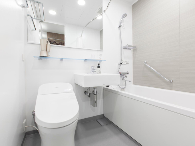 Bathroom 29