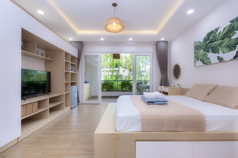Bedroom 12