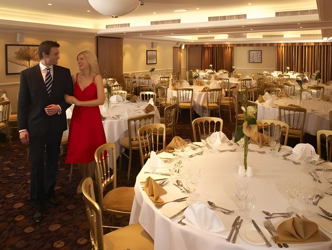 Food & Drinks 5, George Hotel, Oxfordshire