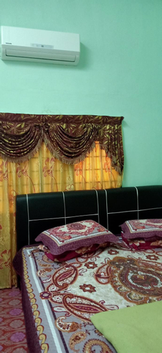 Bedroom 8