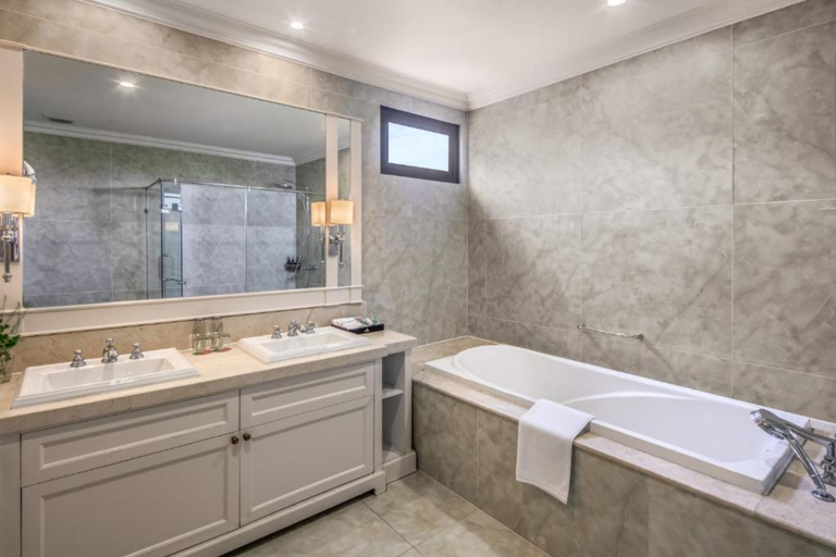 Bathroom 5, Vinpearl Cua Sot Resort, Affiliated by Melia, Can Lộc