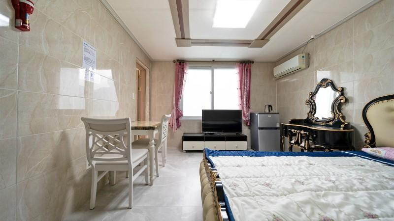 Bedroom 3, Geoje Island Solar Pension, Geoje