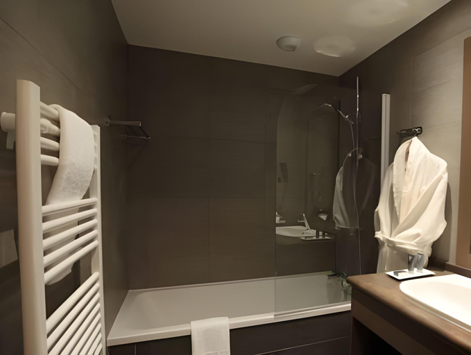 Bathroom 2, Residence Le Chalet du Mont Vallon, Savoie