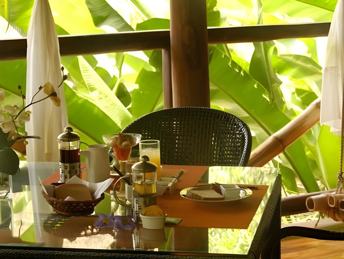 Food & Drinks 5, Canaima Chill House, Puntarenas