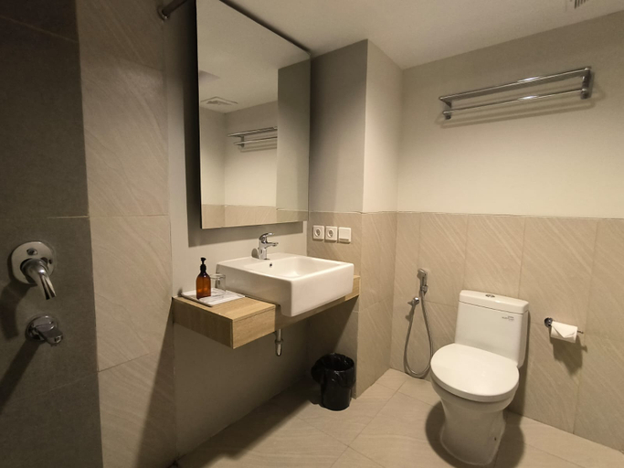 Bathroom 4, Bogor Icon Condotel by Holla, Bogor