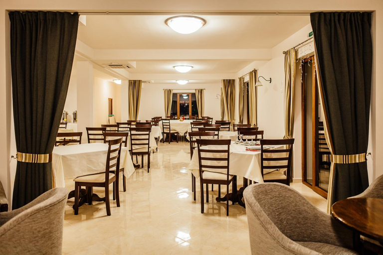 Food & Drinks 4, Zana Vaii, Arieseni
