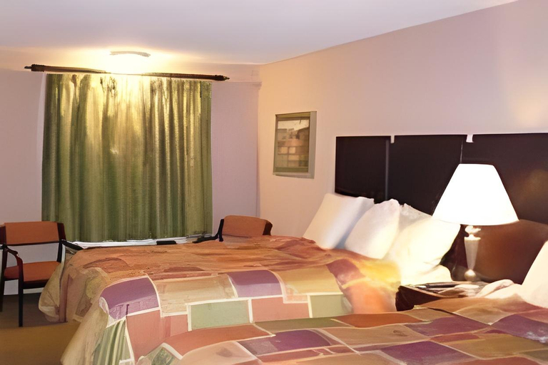 Others 4, Pinetree Inn, Decatur