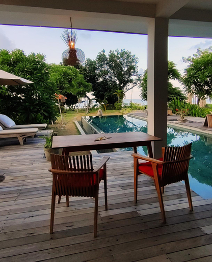 Swimming Pool 9