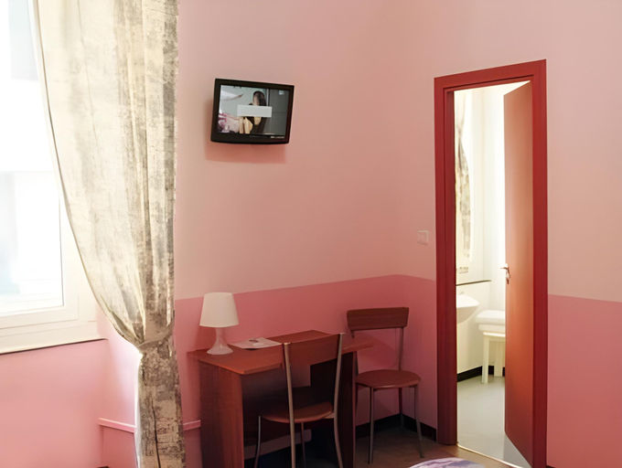 Bedroom 3, Hotel Fiume, Genova