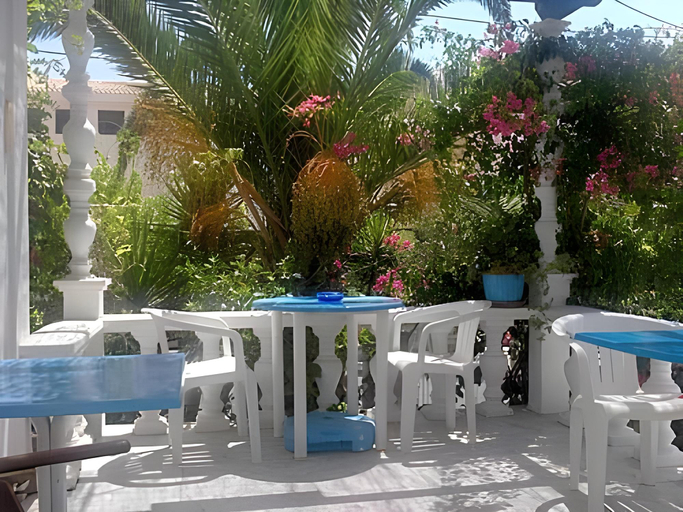 Others 3, Sandalis Hotel, North Aegean