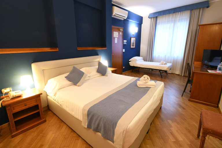 Bedroom 12
