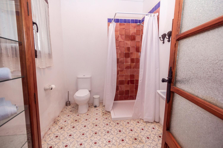 Bathroom 2, La Casa de Felix, Alicante