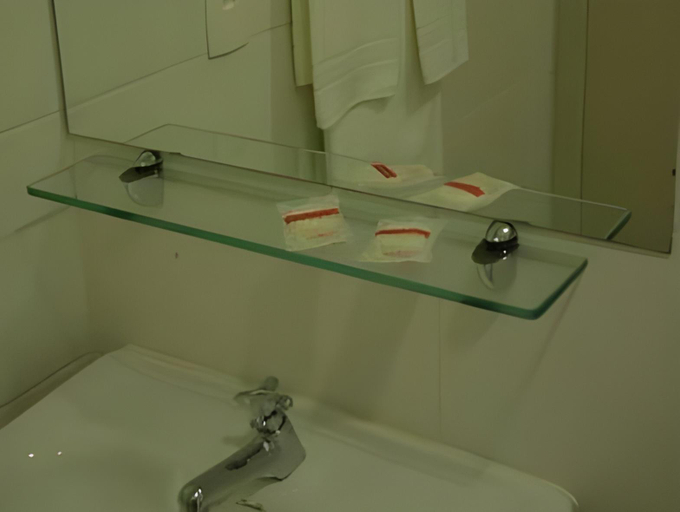 Bathroom 3, Hotel Flat Itaipava, Petrópolis