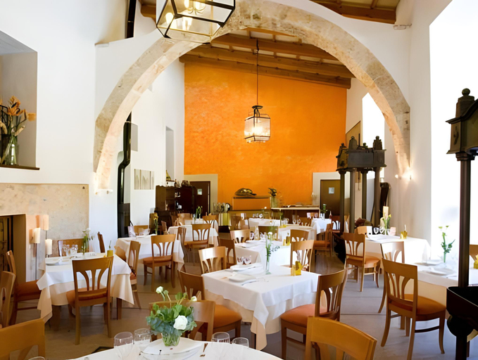 Food & Drinks 5, Ca'l Bisbe, Baleares