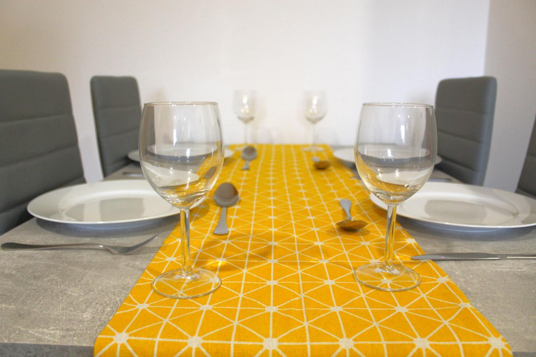 Others 4, Maze apartments and rooms Free parking, Kingston upon Hull